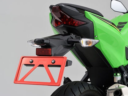 軽量ナンバープレートホルダー レッド Lサイズ 126cc以上用