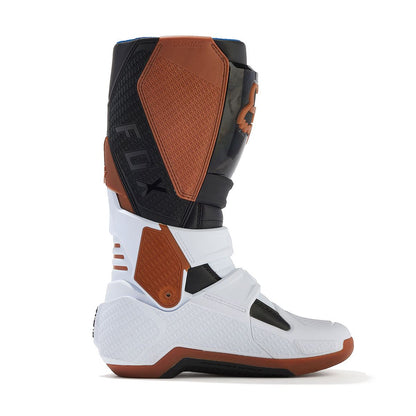 Motion Boots Black/White/Gum