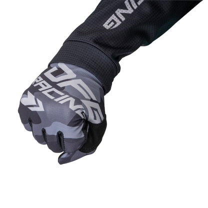 ソリッド グローブ ブラック/カモ