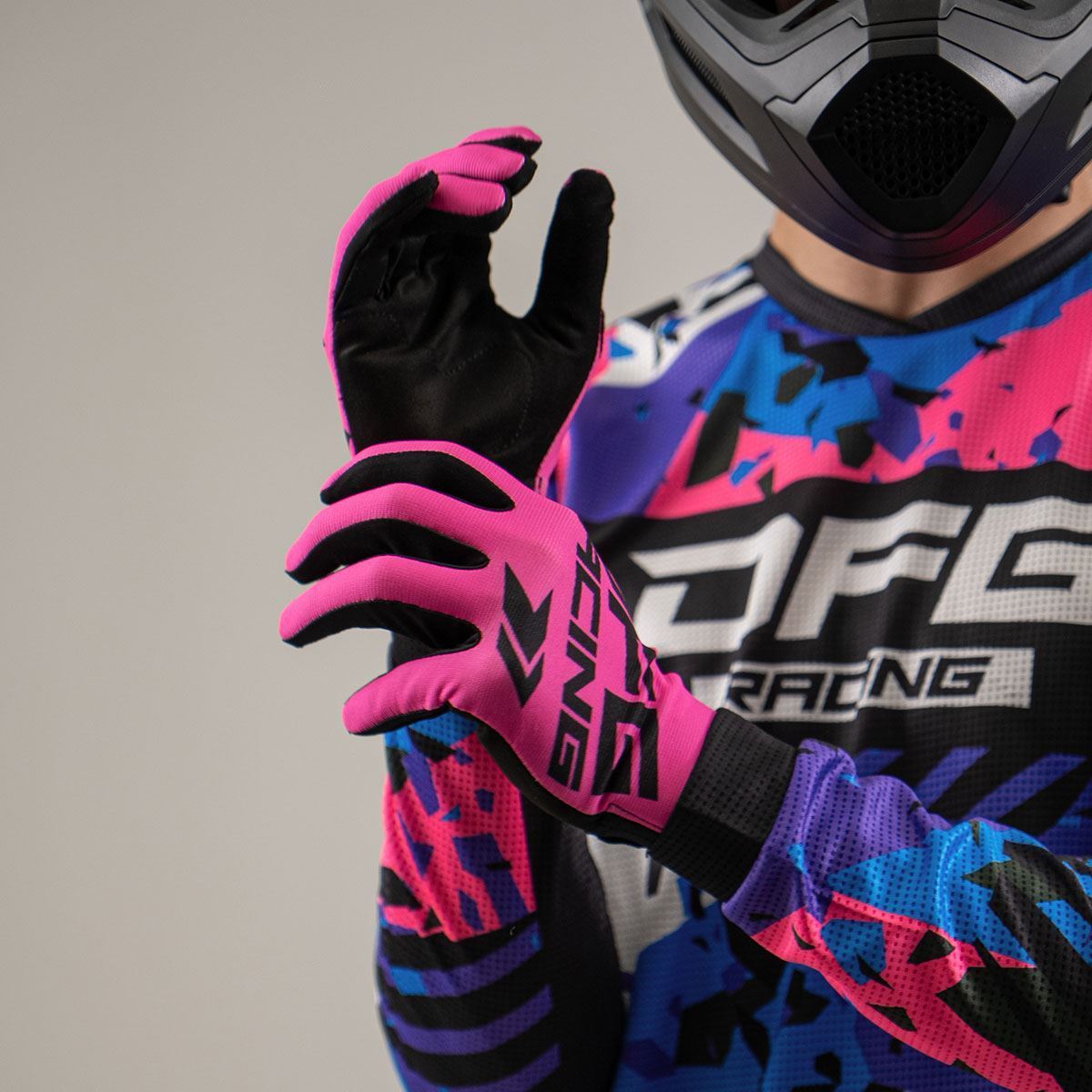 ソリッド グローブ ネオンピンク