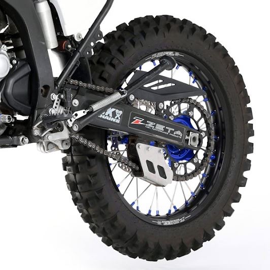 AR1ホイールキット トレール リヤ 18×2.15 ステンレススポーク ブルーハブ/ブラックリム/ブルーニップル WR250R/WR250X