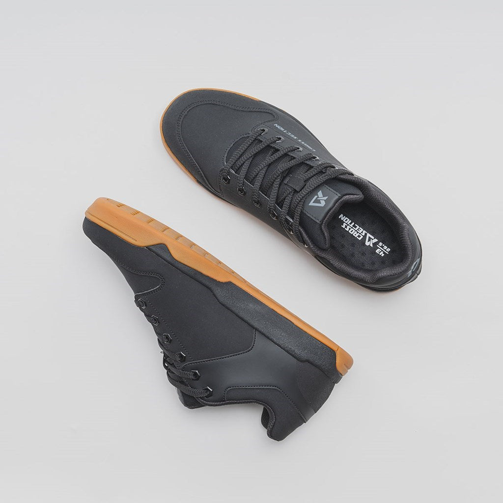 ベイシスフラットペダルシューズ ブラック