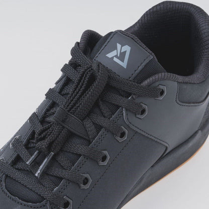 ベイシスフラットペダルシューズ ブラック