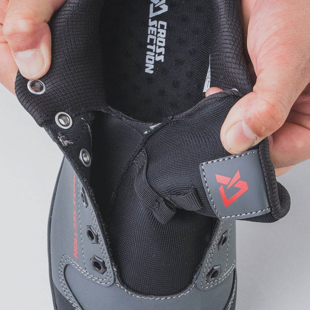 ベイシスフラットペダルシューズ グレー