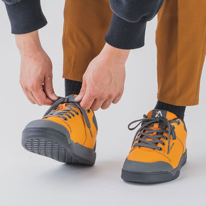 ベイシスフラットペダルシューズ パパイヤ