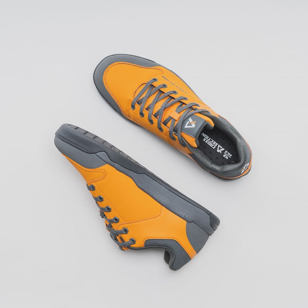 ベイシスフラットペダルシューズ パパイヤ