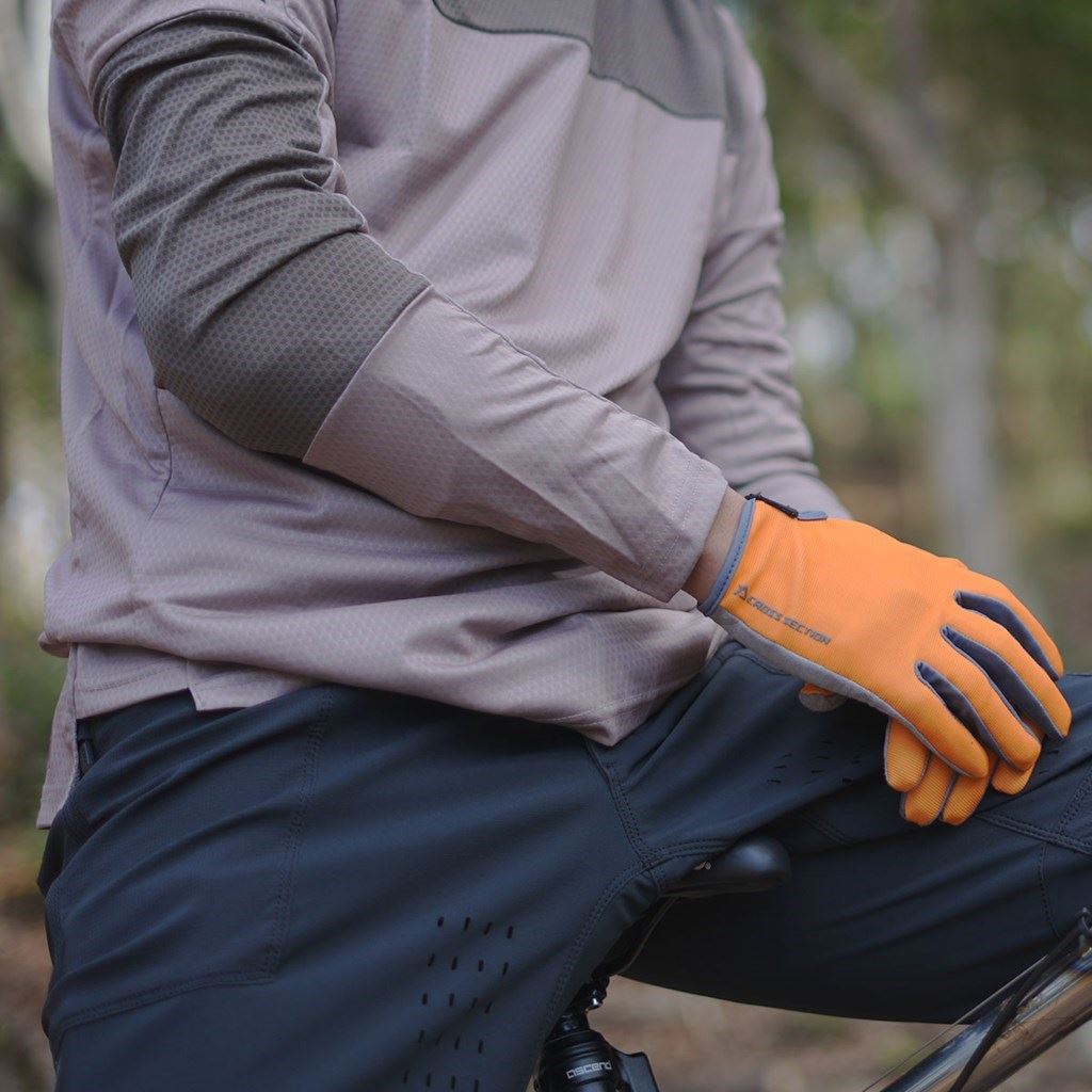 ベイシスガード エルボー 左右セット