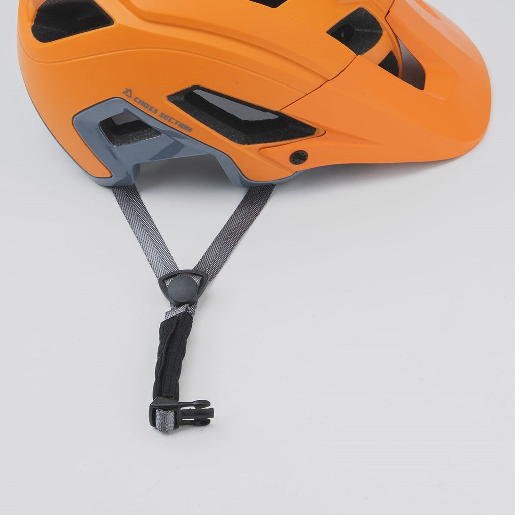 ベイシスハーフシェルヘルメット マットパパイヤ