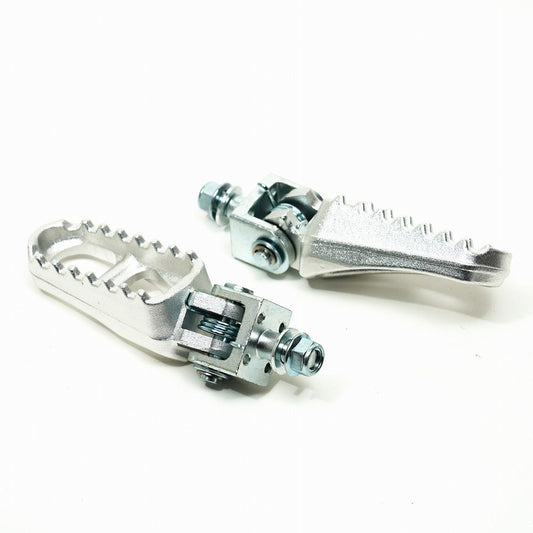 ウーフ用フットペグ