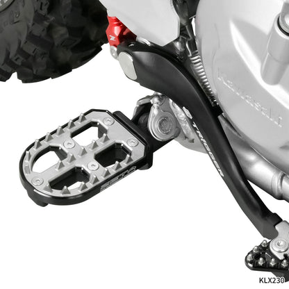 アドベンチャーフットペグ ブラック 高さ50×幅60×奥行135mm KLX230