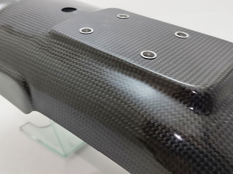 リアフェンダー ショート カーボン Z1/Z2 – バイクマン