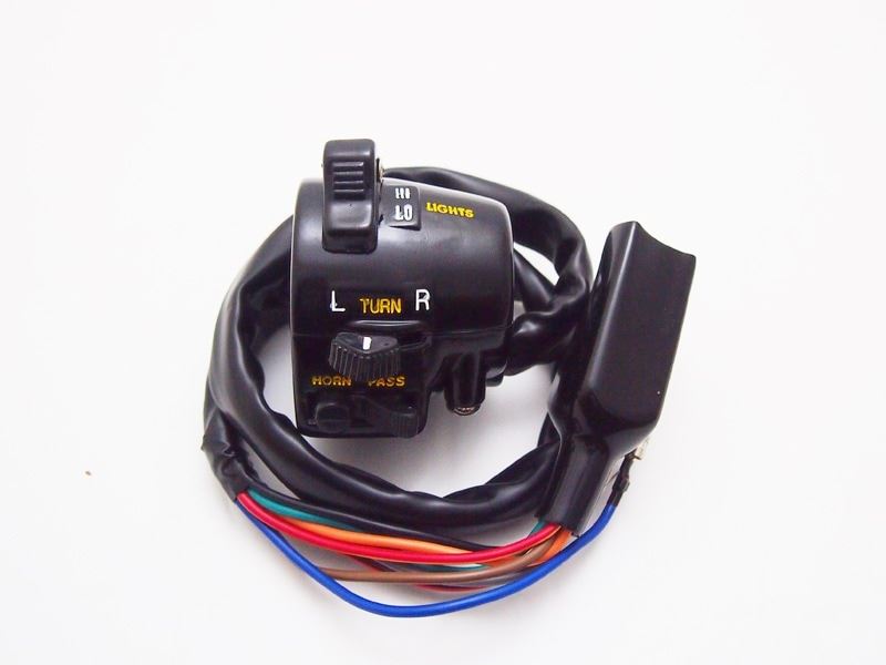 後期ハンドルスイッチ 左/クラッチ側 Z1/Z2 KZ900 Z750A4/A5