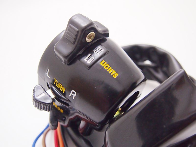 後期ハンドルスイッチ 左/クラッチ側 Z1/Z2 KZ900 Z750A4/A5