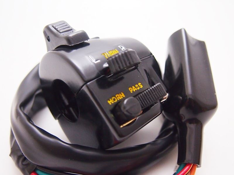 後期ハンドルスイッチ 左/クラッチ側 Z1/Z2 KZ900 Z750A4/A5