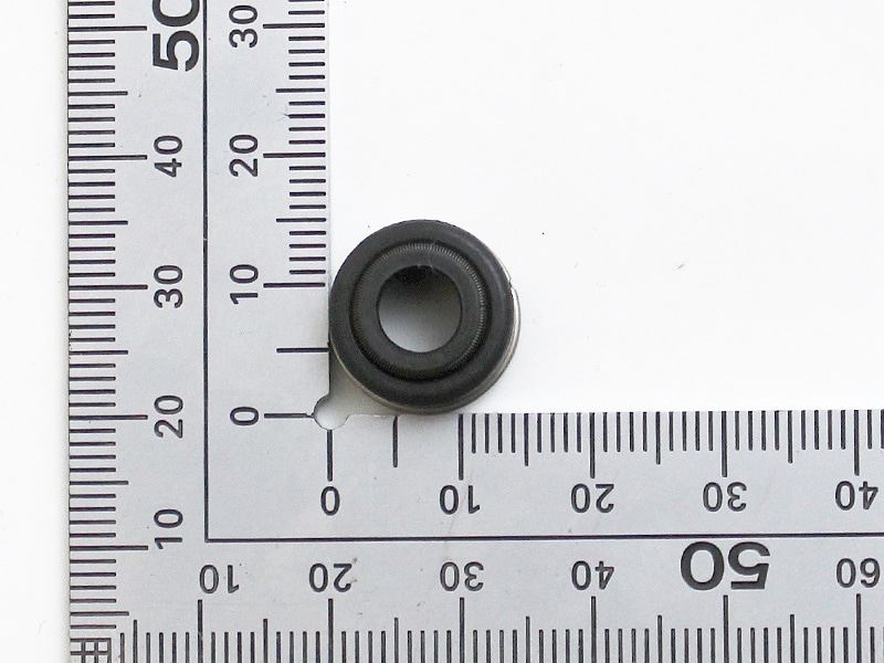 Valve stem seals for one vehicle, Z1/Z2
