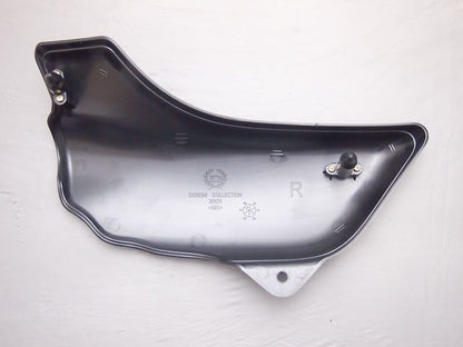 Z2タイプ スチールタンク用サイドカバー 右側 ゼファー1100