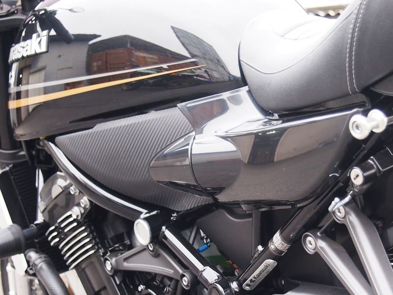 Z1タイプ サイドカバー 左側 1枚 Z900RS/CAFE
