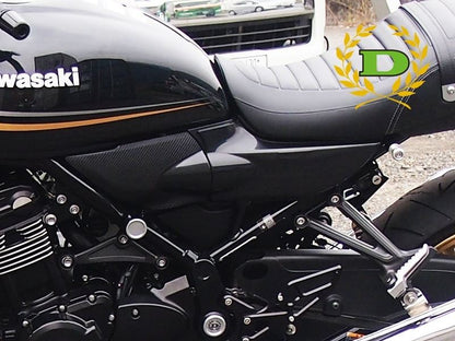 Z1タイプ サイドカバーフロントセクション 左側 カーボン 1枚 Z900RS/CAFE