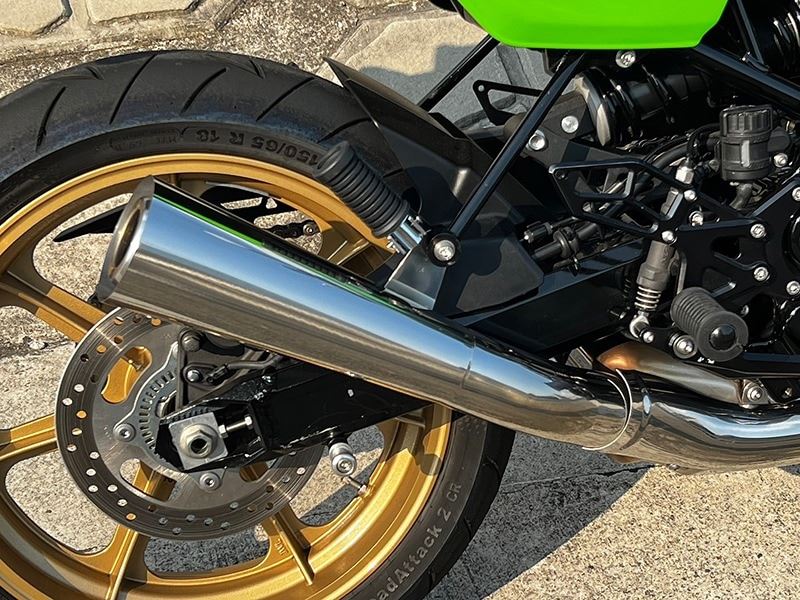 スリップオン式 メガホンエキゾーストマフラー ステンレス/バフ仕上げ Z900RS/CAFE/SE