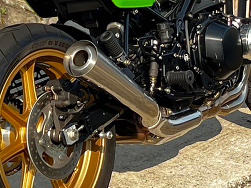 スリップオン式 メガホンエキゾーストマフラー ステンレス/バフ仕上げ Z900RS/CAFE/SE