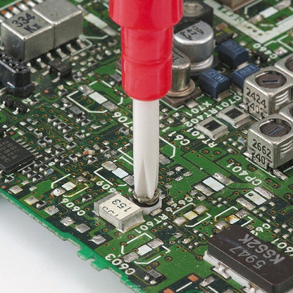 セラミック調整ドライバー サイズ：136X8mm 材質：ジルコニア系ファインセラミックビット 先端サイズ：-0.4X0.9mm､-0.4X1.8mm 対辺：2.0mm､2.5mm ビット長：19mm､19mm