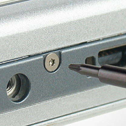 精密特殊ドライバー サイズ：全長113mm 材質：硬鋼線材(先端部)､PP(グリップ) 先端サイズ：0.9mm 軸長：23mm 軸径：3.0mm グリップ径：φ10mm