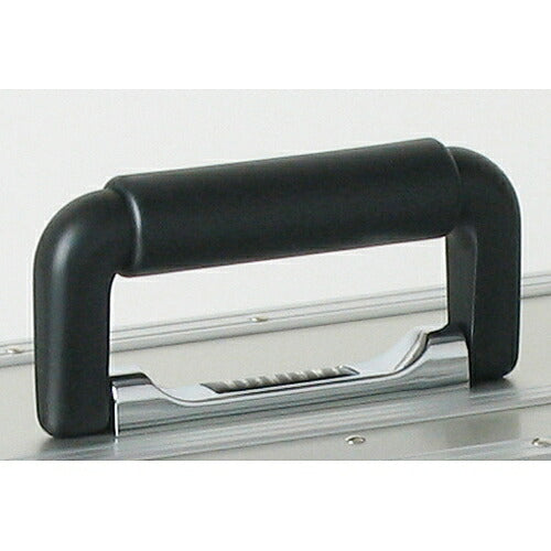 アルミトランク 本体外寸(内寸)：458(440)X332(315)X177(165)mm 重量：4.3kg 耐荷重：15kg 付属：カギ付