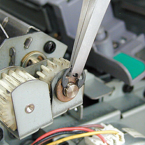 Eリングプライヤー プライヤー サイズ：53X164mm 材質：ステンレス 適応リングサイズ：6～9