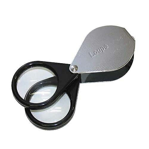 ポケットルーヘﾟ ルーヘﾟ サイズ：96X36X17mm 倍率：4倍X2枚､7倍(2枚重ね時) レンズ径：φ30mm レンズ仕様：ガラスレンズ