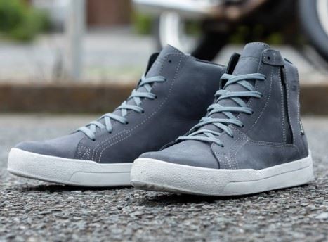 Gローム ゴアテックス グレー