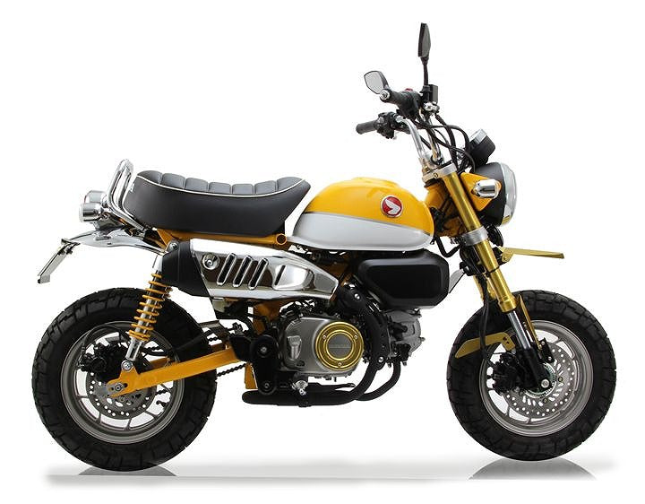 フロントフェンダー シルバーアルマイト モンキー125