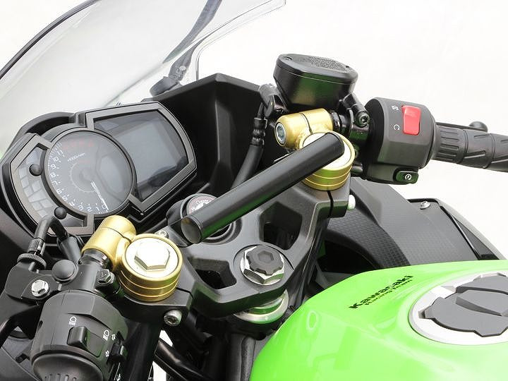 クランプバー ブラック バー外径φ22.2mm ニンジャ250 ニンジャ400 ハンドル用