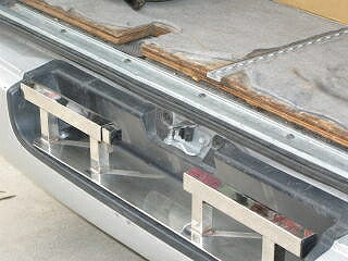 ラダーレシーバー ハイエース200ケイ ステン