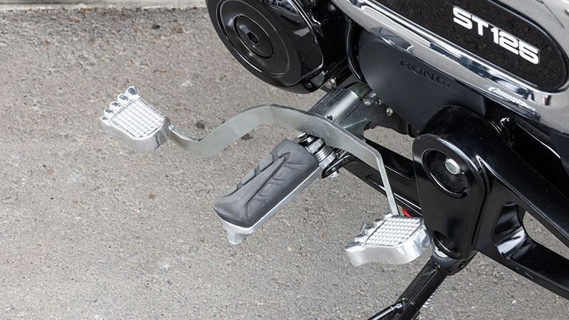 シーソーチェンジペダル 足型 ダックス125