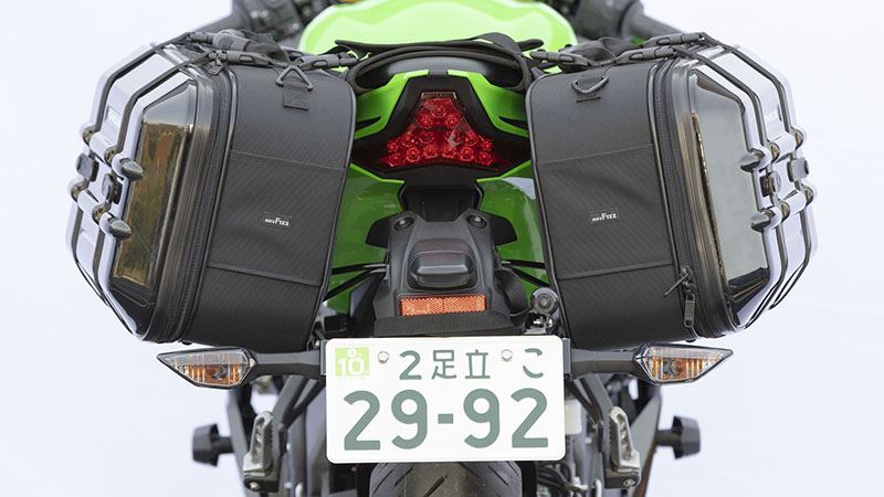 ウインカーリロケーションステー リア ブラック ニンジャZX-25R