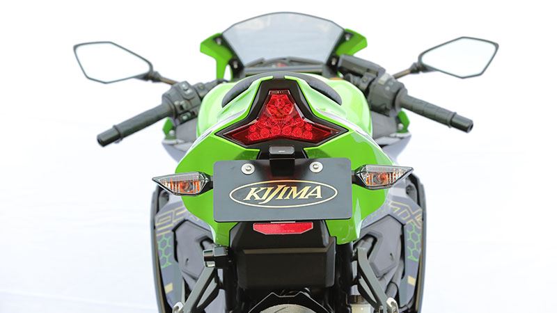 フェンダーレスキット ブラック ZX-25R/SE 外装 リア