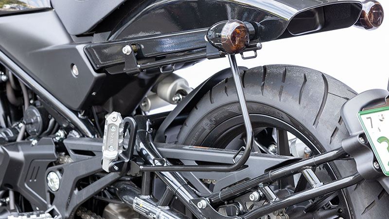 サドルバッグガード オールインワン 左側用 ブラック ハーレー/X500