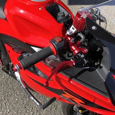 RCB 鍛造ラジアルポンプマスターシリンダー 右 シルバー ピストン径14mm 汎用