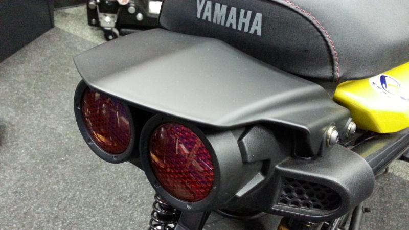 BWS125 テールカウル (ブラック)