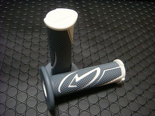 BCD ハンドルグリップ (GREY/WHITE)