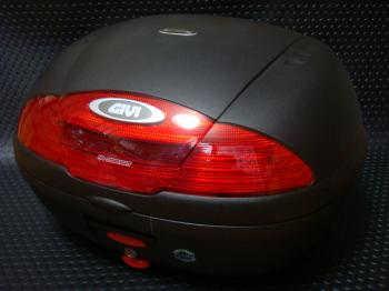 GIVI リアBOX 45リットル (E450N-S) ハイストップランプ付