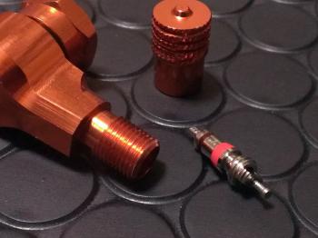 バルブコア4個入り シリコンパッキン (耐熱･耐寒用)