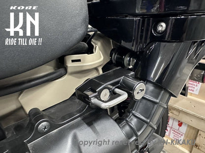 Helmet holder Type 1