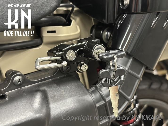 Helmet holder Type 1