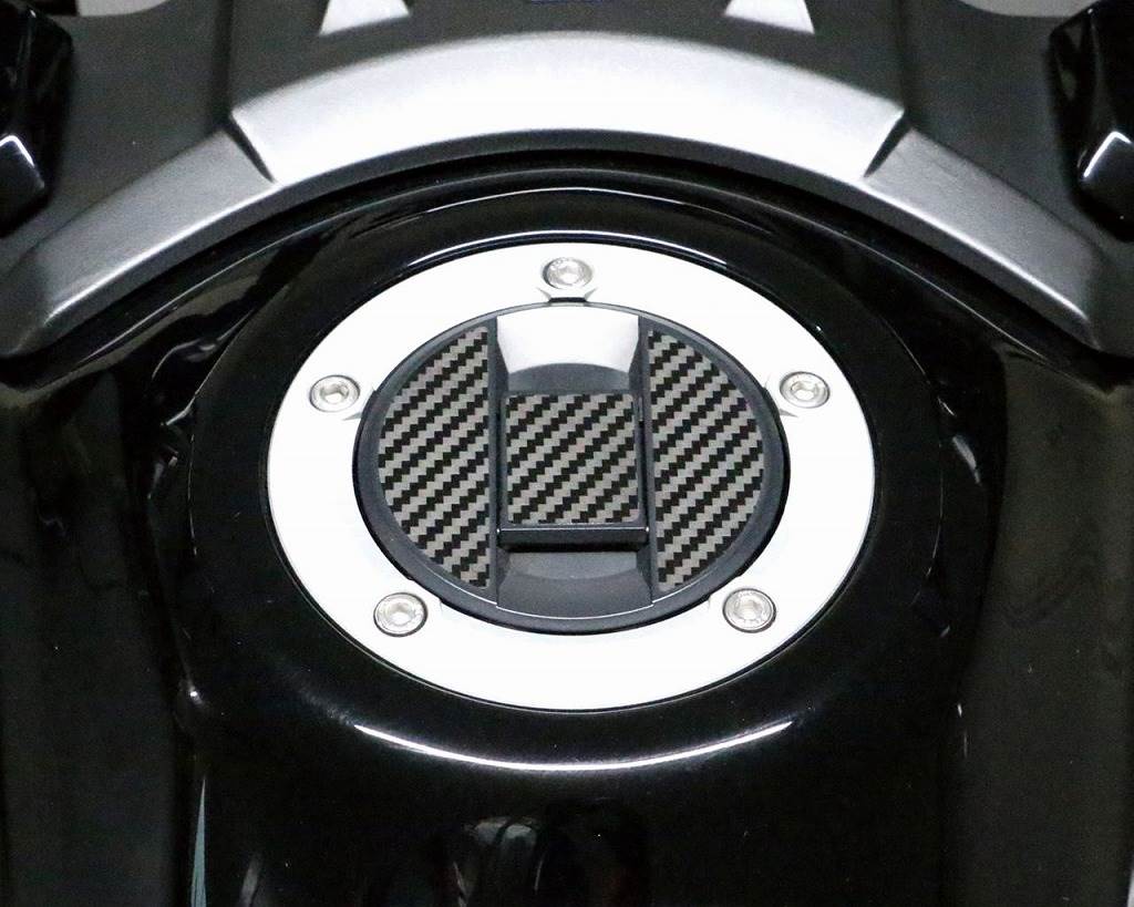 タンクキャップデカール スズキ/タイプ1 ブラック/カーボン調 Vストローム250 GSX250R