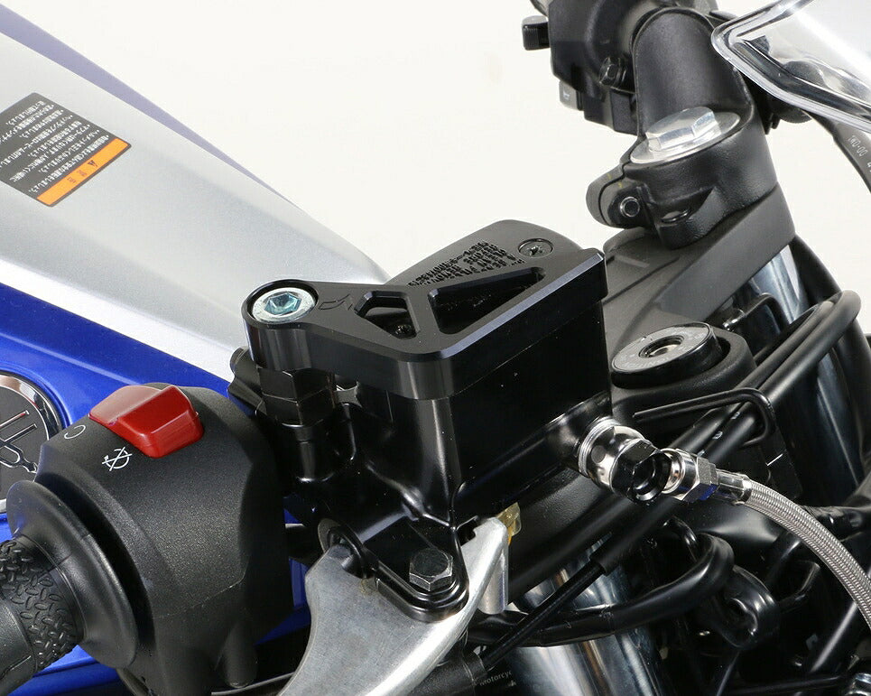 マスターシリンダーガード ブラック YZF-R25