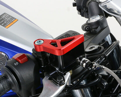 マスターシリンダーガード レッド YZF-R25