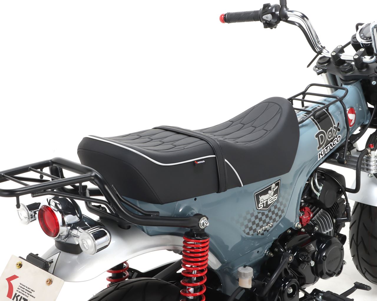 Custom Seat with White Piping Type 2 Dax 125