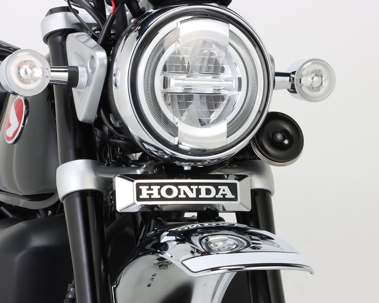 Front Emblem Kit Monkey 125