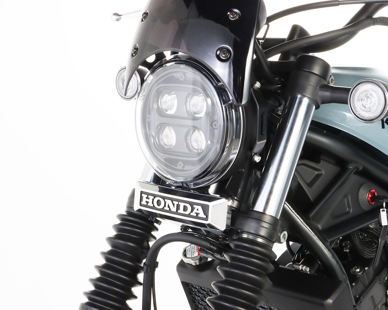 Front Emblem Kit CL250